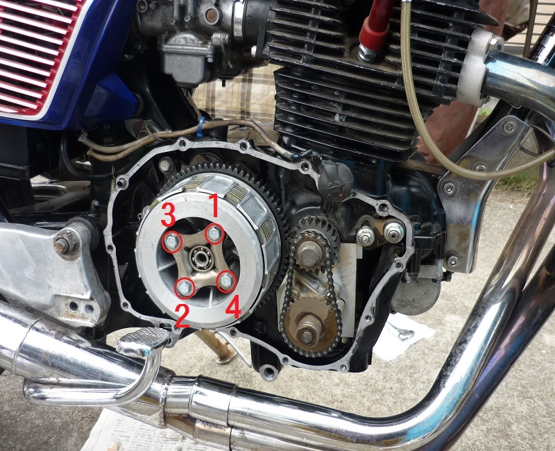 HONDA純正 ホーク系 クラッチ盤等の一式セット 多し